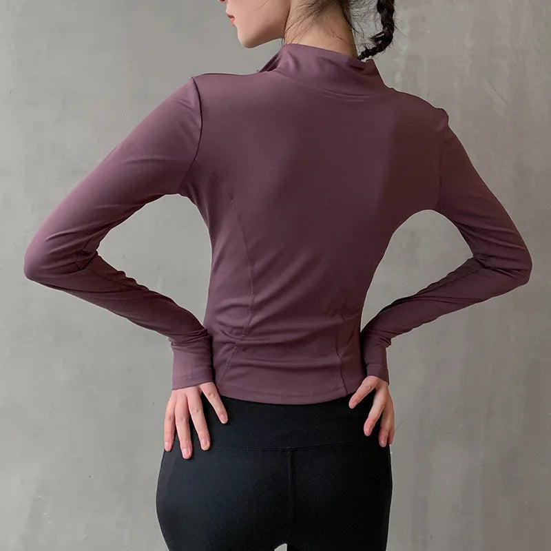 Jaqueta Esportiva Feminina - Conforto e Estilo para Suas Atividades!